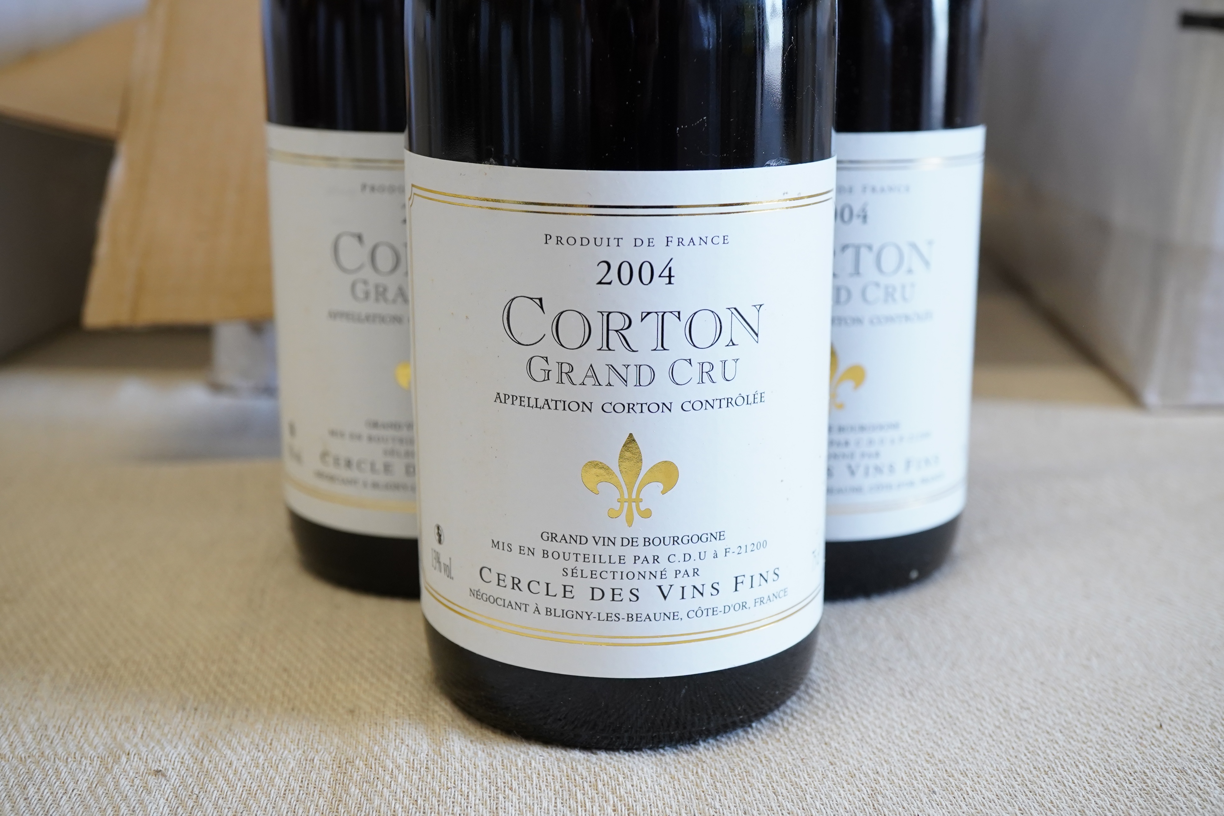 Cercle des Vins Fins, Corton Grand Cru, 2004